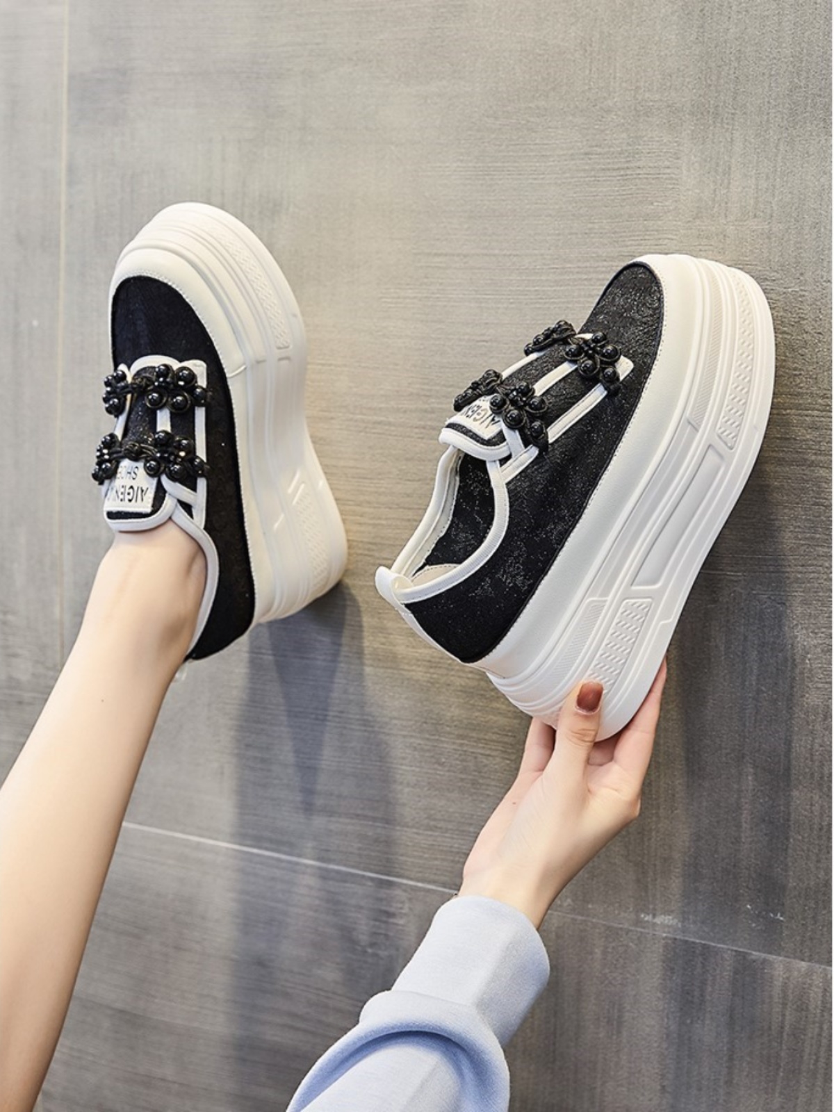 明星同款小白鞋女夏天透气网面2024新款板鞋厚底9cm内增高女鞋子