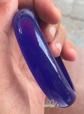 天然半透明帝王玛瑙蓝玉髓送妈妈