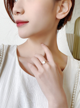 韩国指环指扣小众ins网红个性女几何白色滴油戒指时尚简约小饰品