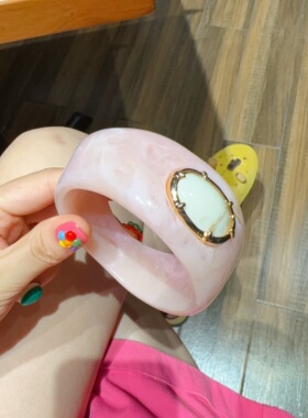 辣妹风彩色树脂手镯女时尚个性宽版手环饰品