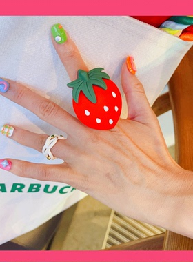 其他女树脂日韩草莓熊戒指