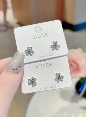 新款金包银三叶花弯钩耳钉轻奢