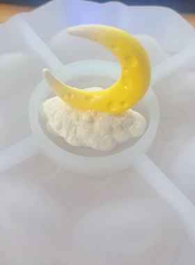 网红树脂闪粉立体月亮黄色云朵摆台模型现货装饰DIY奶油材料配件
