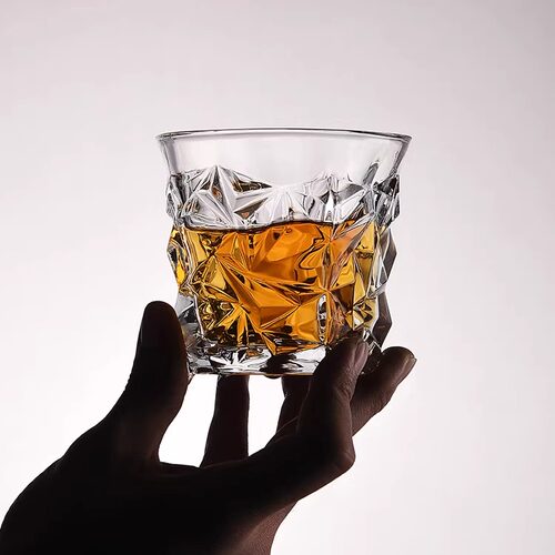 威士忌酒杯套装ins风北欧水晶玻璃杯家用创意酒吧啤酒杯洋酒杯子 - 图2