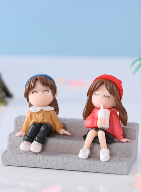 微景观简约现代塑料工艺品可爱卡通人物新款闺蜜系列台阶饰品摆件