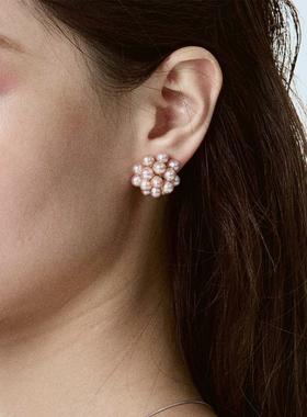 SUM汽泡·繁花珍珠系列·原创设计款耳钉气质温柔新品小众设计