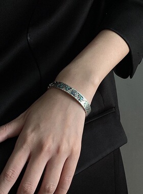 手镯男水花个性冷淡风高级感百搭夏季配饰女2025新款简约轻奢饰品