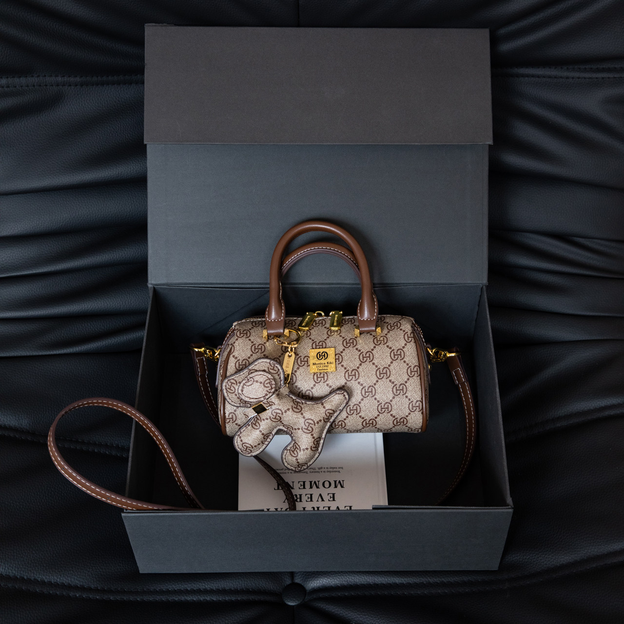 轻奢复古老花枕头包包女士2025新款潮迷你手提单肩斜挎包波士顿包,淘宝优惠券,粉丝福利购,淘宝优惠卷