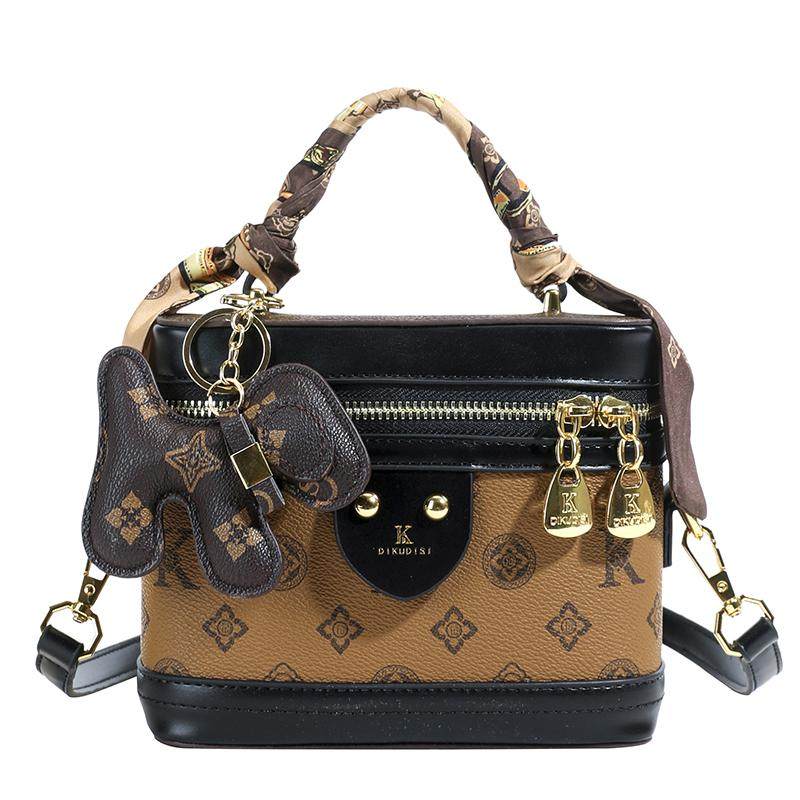 轻奢复古真皮盒子包水桶包2025新款今年流行爆款老花斜挎小包包女,淘宝优惠券,粉丝福利购,淘宝优惠卷