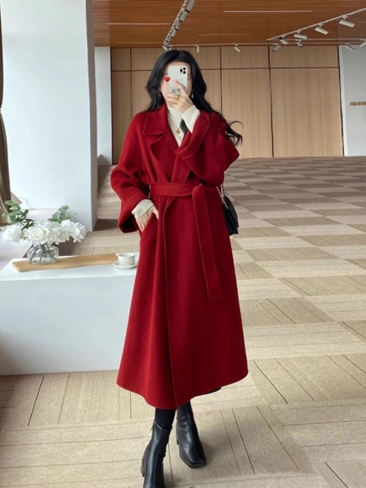 红色呢子大衣女中长款秋冬新款高级感本命年气质红色系带毛呢外套
