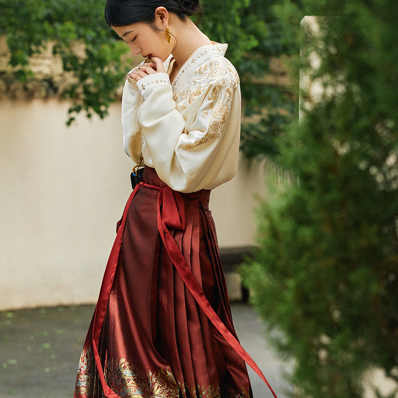 蕴锦[朱雀]重工刺绣缎面交领衫一片式红色马面裙汉服女婚服敬酒服,淘宝优惠券,粉丝福利购,淘宝优惠卷