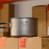 Сердце сердца Сердца Гауса, установленного на открытом воздухе