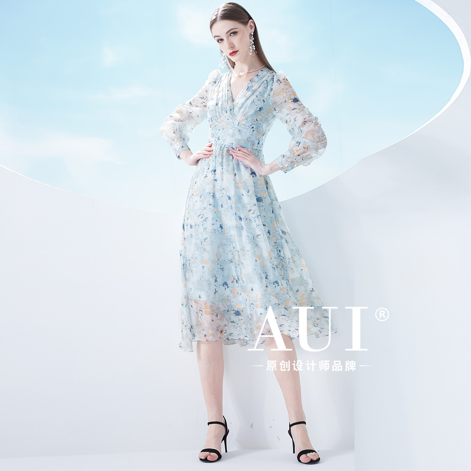 aui法式温柔风雪纺长袖2022大摆裙 aui连衣裙