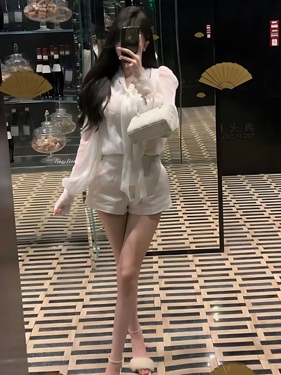 白色雪纺衬衫女2025春夏设计感蕾丝拼接内搭蝴蝶结高级感气质上衣