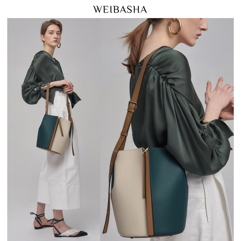 小众真皮新款2020潮网红春夏水桶包 微芭莎女士包袋