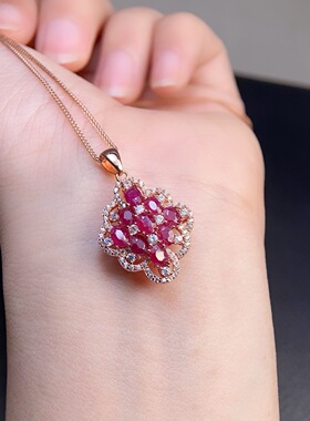 天然红宝石吊坠出货，鸽血红，红宝石艳如烈火，，戒面：3*4mm