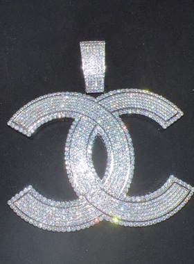 Central Cee同款超大号满钻字母双C吊坠 满钻镶嵌吊坠嘻哈饰品