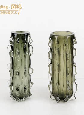 玻璃花瓶软装艺术现代样板间