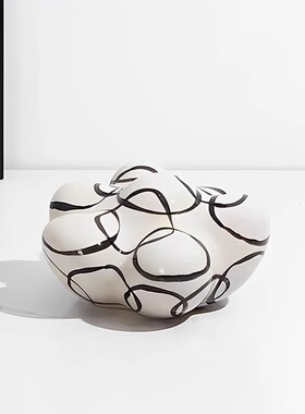 【八度空间】现代轻奢样板间卧室床头柜陶瓷摆件书籍挂画花器饰品