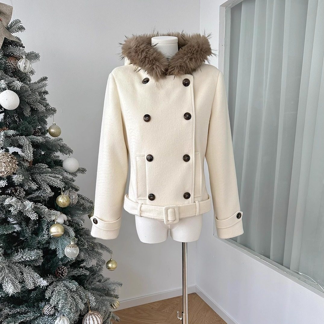 柒月末 毛领双排扣短款毛呢羊毛大衣连帽外套女收腰秋冬加厚,淘宝优惠券,粉丝福利购,淘宝优惠卷