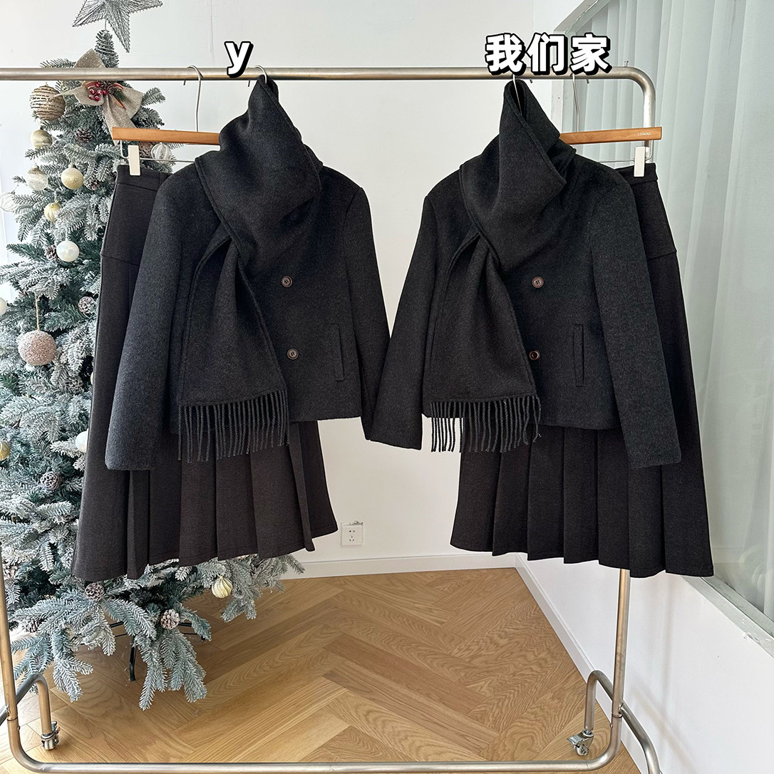 柒月末 短款女士毛呢外套带围巾通勤百搭+针织百褶长裙,淘宝优惠券,粉丝福利购,淘宝优惠卷