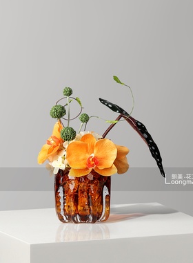 简约时尚蓝色玻璃小花瓶插花售楼处客厅茶几小桌花高级感艺术花艺