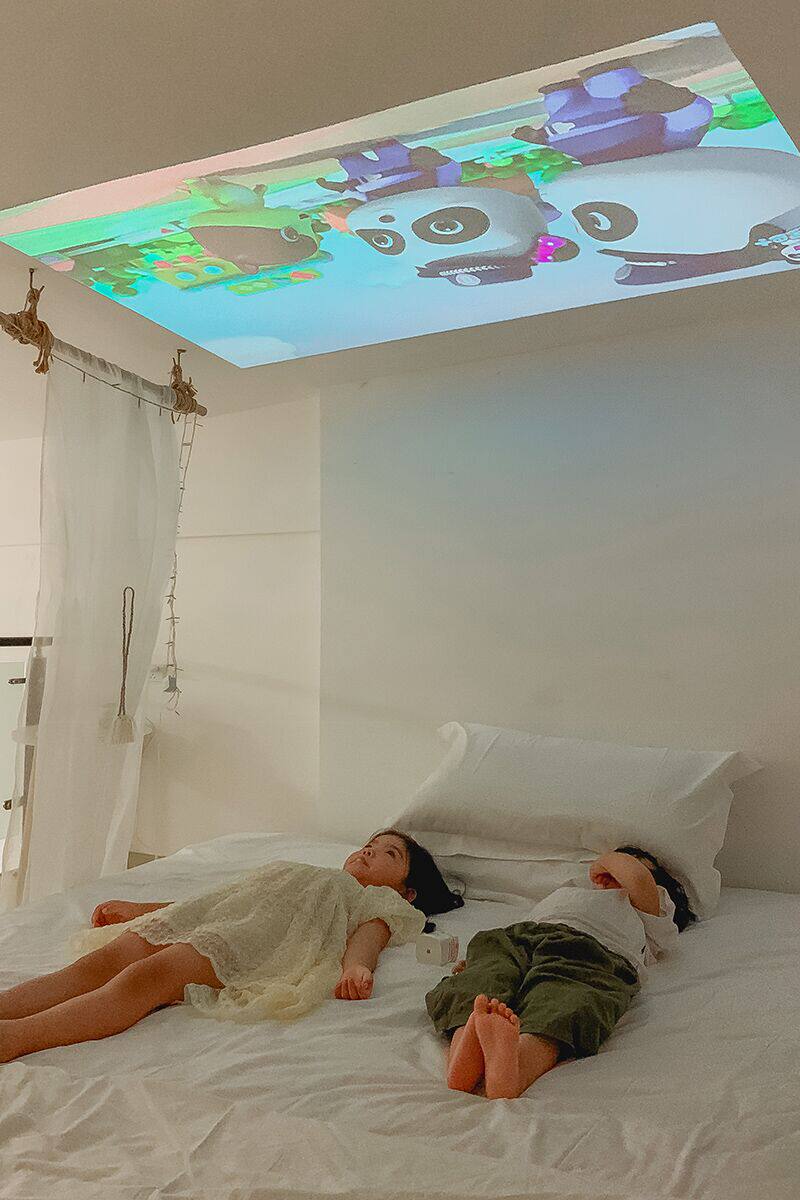 【露营投影】微麦v200家用高清天花板 微麦投影机