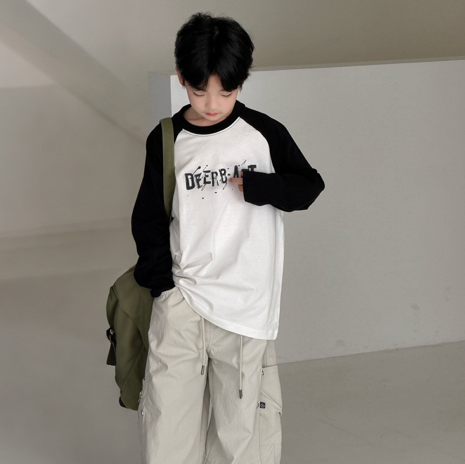 大E小e童装26春季新款上衣男童女童潮流字母圆领T恤儿童长袖5626,淘宝优惠券,粉丝福利购,淘宝优惠卷