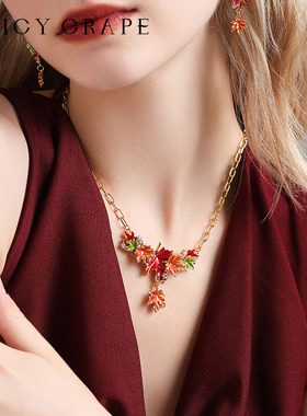 设计师款手工珐琅枫叶项链