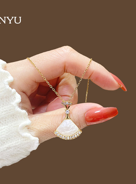 精致微镶创意小裙子扇形项链配饰