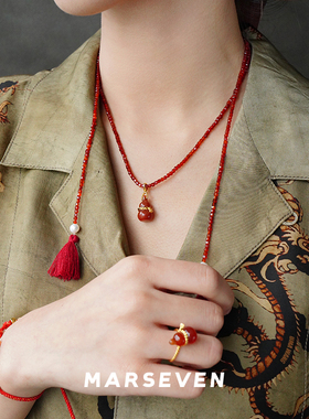 MARSEVEN红色绳结葫芦长项链