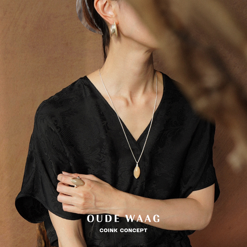 OLIO E ACETO x OUDE WAAG 纯银白牛角宽边耳环 设计师银饰 默叙 - 图3