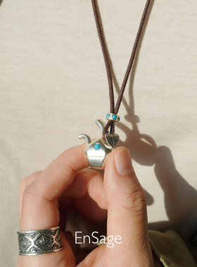 风叶绿松石壶吊坠项链