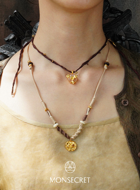 MONSECRET花卉吊坠缎带项链