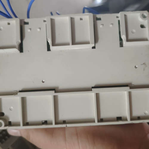 FX3GA-40MT-CM包好一个底下有点破损功能包好的 - 图1