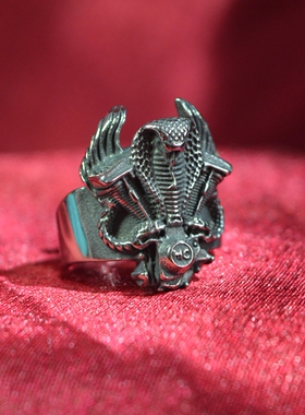 眼镜蛇十二生肖本命年钛钢戒指