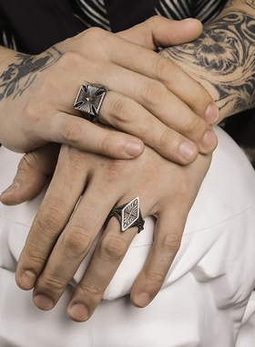 新款泰古信条系列S925泰银原创欧美复古金十字戒指菱形个性潮男朋