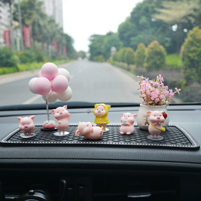 车内饰品摆件车上装饰女可爱汽车中控台创意卡通车载玩偶网红猪 虎窝淘