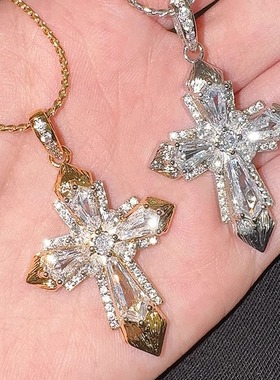 ZZZITA 搭毛衣好看～美式辣妹闪钻十字架项链百搭设计感ins毛衣链