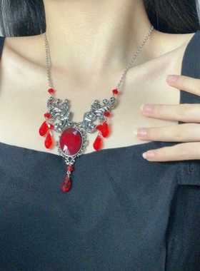 哥特风重工红色水滴流苏项链时尚欧美优雅大气ins风锁骨链新款潮