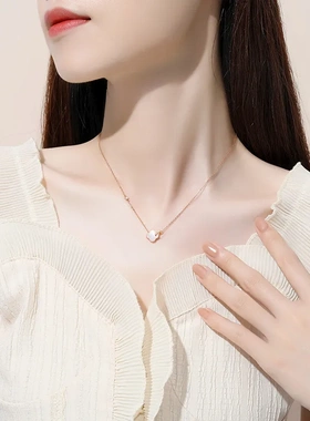 新款环扣四叶草项链女纯银小众设计感贝母吊坠百搭ins风花朵吊坠