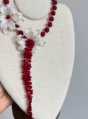 复古高级感鸢尾花红色串珠项链耳环女颈链小众流苏锁骨链耳钉配饰