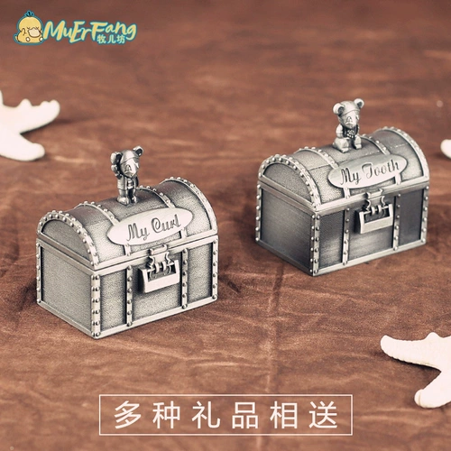 Детская коробочка для волос для волос.