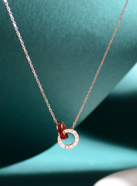 小众时尚简约镶钻项链钛钢双环红色钻锁骨链气质玫瑰金饰品配饰女