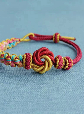 【原创】中国红曼陀罗结五彩金线桃花结手绳情侣可串硬金配饰彩绳