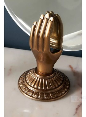 纤纤玉手托月古典铸铁圆镜