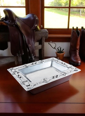 现纽约下城公园进口马上成功浮雕马具精美铝制银色多用杂物收纳盘