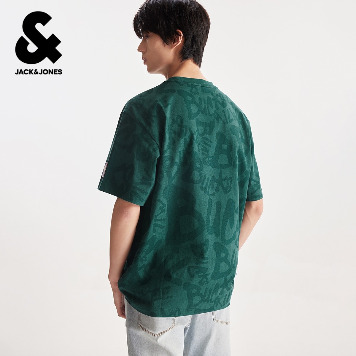 【NBA联名款雄鹿队】杰克琼斯男装春季T恤时尚满印印花宽松,淘宝优惠券,粉丝福利购,淘宝优惠卷