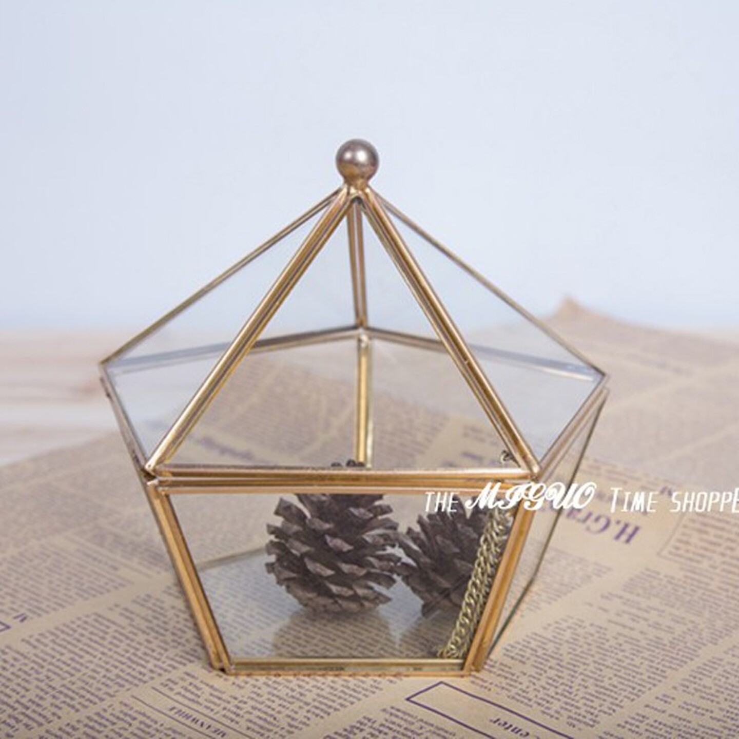 Simple transparent glass wedding ring jewelry box purification box
