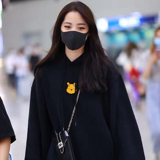 欧阳娜娜明星同款卫衣韩版小熊宽松黑色连帽女2024秋冬学生bf套头